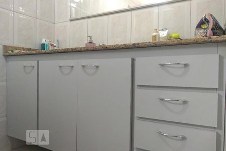 Apartamento para alugar com 80m², 3 quartos e 1 vaga Apartamento para alugar com 80m², 3 quartos e 1 vagaBanheiro