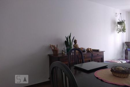 Sala de apartamento à venda com 3 quartos, 80m² em Vila Ipojuca, São Paulo