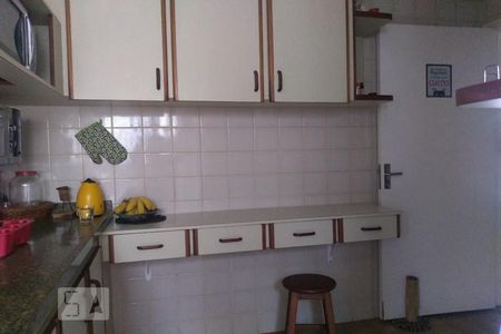 Apartamento para alugar com 80m², 3 quartos e 1 vaga Apartamento para alugar com 80m², 3 quartos e 1 vagaCozinha