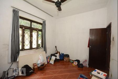 Casa à venda com 180m², 4 quartos e 5 vagasQuarto 1