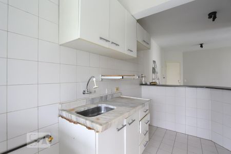 Apartamento para alugar com 69m², 2 quartos e 2 vagas Apartamento para alugar com 69m², 2 quartos e 2 vagasCozinha