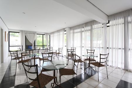 Apartamento para alugar com 69m², 2 quartos e 2 vagas Apartamento para alugar com 69m², 2 quartos e 2 vagasSalão de festas