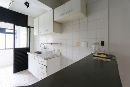 Apartamento para alugar com 69m², 2 quartos e 2 vagas Apartamento para alugar com 69m², 2 quartos e 2 vagasCozinha