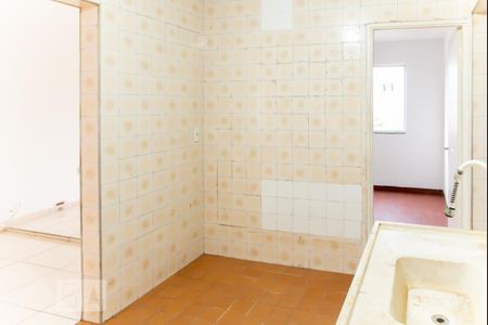 Cozinha de apartamento para alugar com 2 quartos, 57m² em Conjunto Habitacional Padre José de Anchieta, São Paulo