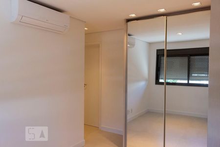 Apartamento para alugar com 79m², 2 quartos e 2 vagasSuíte
