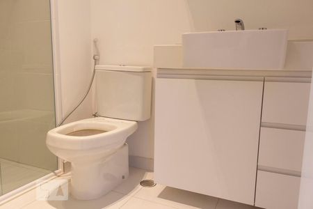 Apartamento para alugar com 79m², 2 quartos e 2 vagasBanheiro