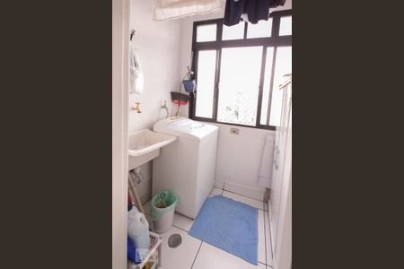 Área de serviço de apartamento para alugar com 2 quartos, 58m² em Vila Nova Conceição, São Paulo