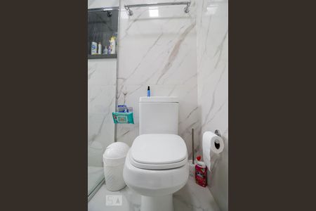 Casa à venda com 430m², 3 quartos e 5 vagasBanheiro do Quarto 3