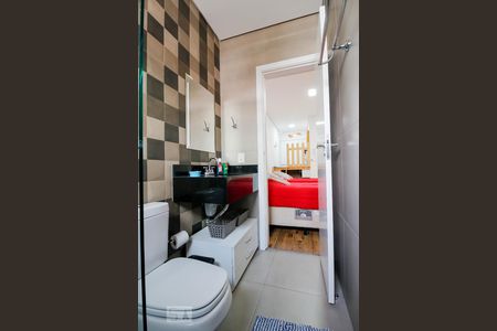 Casa à venda com 430m², 3 quartos e 5 vagasBanheiro da Suíte 1