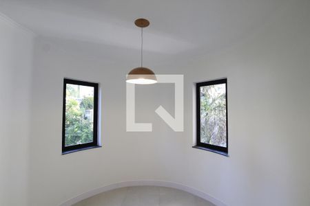 Apartamento para alugar com 3 quartos, 190m² em Aclimação, São Paulo