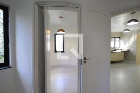 Apartamento para alugar com 3 quartos, 190m² em Aclimação, São Paulo