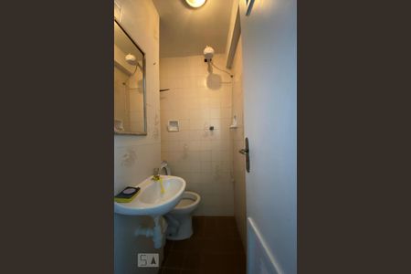 Apartamento à venda com 63m², 3 quartos e 2 vagasBanheiro de Serviço