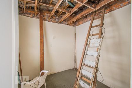 Casa à venda com 110m², 3 quartos e 2 vagasQuarto de Serviço