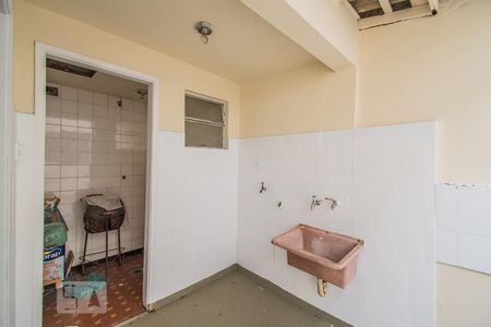 Casa à venda com 110m², 3 quartos e 2 vagasQuintal e Área de Serviço