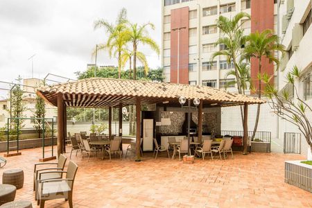 Apartamento para alugar com 160m², 4 quartos e 3 vagasÁrea comum - Churrasqueira