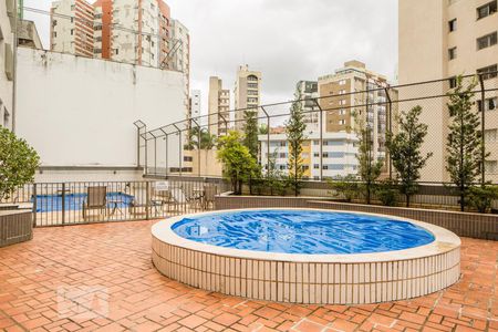 Apartamento para alugar com 160m², 4 quartos e 3 vagasÁrea comum - Piscina 1