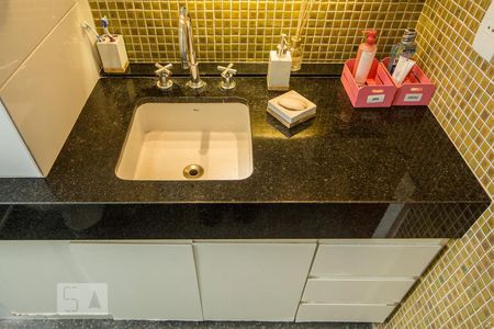 Apartamento para alugar com 160m², 4 quartos e 3 vagasBanheiro Social