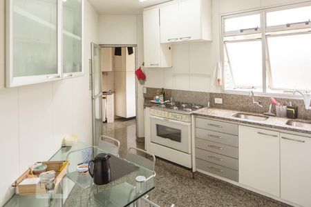 Apartamento para alugar com 160m², 4 quartos e 3 vagasCozinha