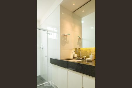 Apartamento para alugar com 160m², 4 quartos e 3 vagasBanheiro Social