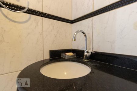 Apartamento à venda com 71m², 3 quartos e 3 vagas Apartamento à venda com 71m², 3 quartos e 3 vagasBanheiro