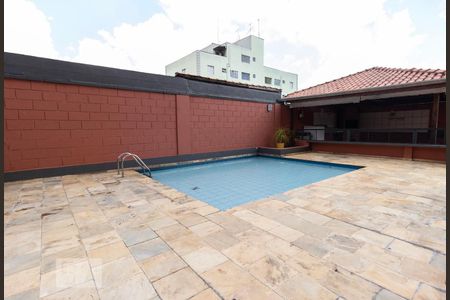 Apartamento à venda com 71m², 3 quartos e 3 vagas Apartamento à venda com 71m², 3 quartos e 3 vagasÁrea comum - Piscina