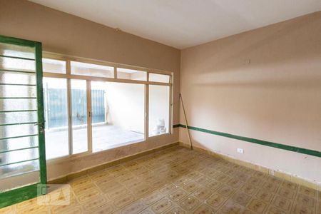 Sala de casa para alugar com 2 quartos, 150m² em Chácara Inglesa, São Paulo