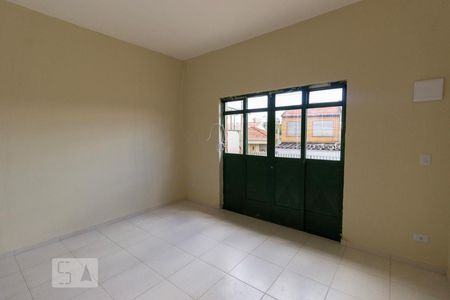 Sala de casa para alugar com 2 quartos, 150m² em Chácara Inglesa, São Paulo