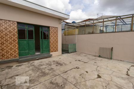 Varanda de casa para alugar com 2 quartos, 150m² em Chácara Inglesa, São Paulo
