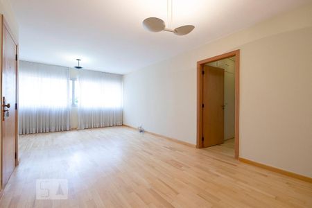 Apartamento à venda com 115m², 3 quartos e 1 vaga Apartamento à venda com 115m², 3 quartos e 1 vagaSala