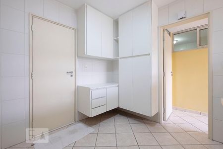 Apartamento à venda com 115m², 3 quartos e 1 vaga Apartamento à venda com 115m², 3 quartos e 1 vagaCozinha