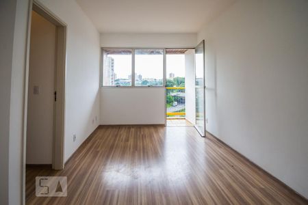 Sala de apartamento para alugar com 1 quarto, 70m² em Vila Lídia, Campinas