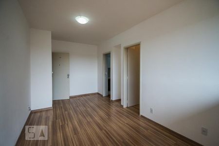 Sala de apartamento para alugar com 1 quarto, 70m² em Vila Lídia, Campinas