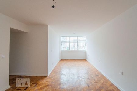Sala de Apartamento com 3 quartos, 82m² Cambuci