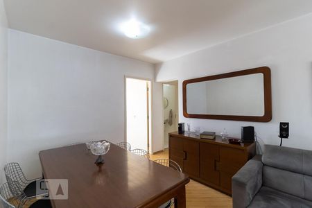 Apartamento à venda com 86m², 3 quartos e 1 vagaSala