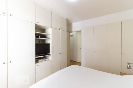 Apartamento à venda com 86m², 3 quartos e 1 vagaQuarto 2