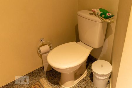 Apartamento para alugar com 300m², 6 quartos e 4 vagasLavabo