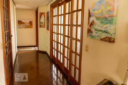 Apartamento para alugar com 300m², 6 quartos e 4 vagasCorredor