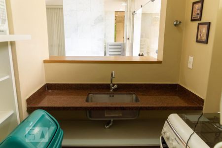 Apartamento para alugar com 300m², 6 quartos e 4 vagasÁrea comum - Salão de festas