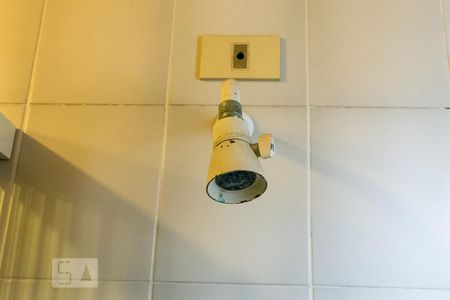 Apartamento para alugar com 300m², 6 quartos e 4 vagasBanheiro da Suíte 1 - Chuveiro