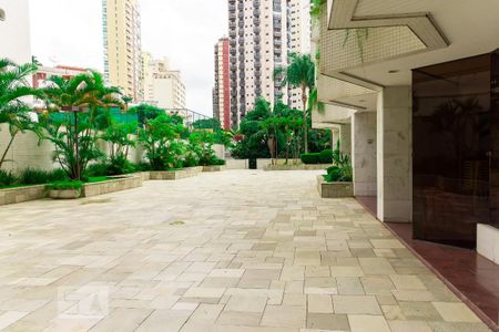 Apartamento para alugar com 300m², 6 quartos e 4 vagasÁrea Externa