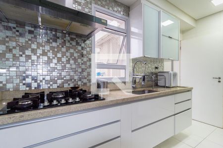 Apartamento à venda com 101m², 3 quartos e 2 vagasCozinha