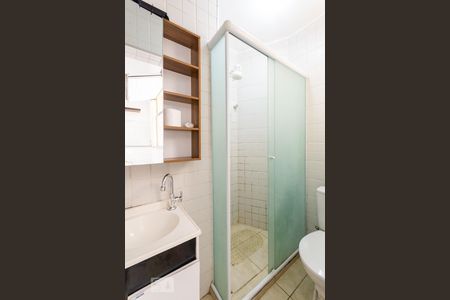 Banheiro suíte de apartamento para alugar com 2 quartos, 109m² em Embaré, Santos