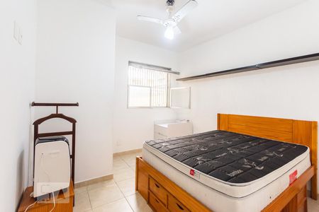 Quarto 2 suíte de apartamento para alugar com 2 quartos, 109m² em Embaré, Santos