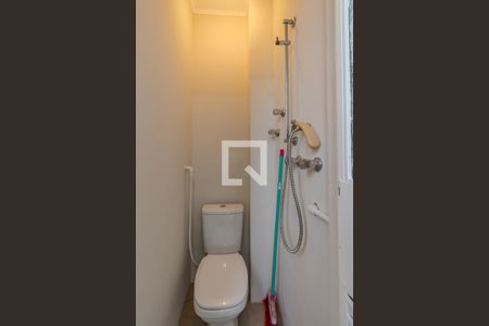 Apartamento à venda com 78m², 2 quartos e sem vaga Apartamento à venda com 78m², 2 quartos e sem vagaBanheiro de serviço