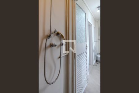 Apartamento à venda com 78m², 2 quartos e sem vaga Apartamento à venda com 78m², 2 quartos e sem vagaBanheiro de serviço