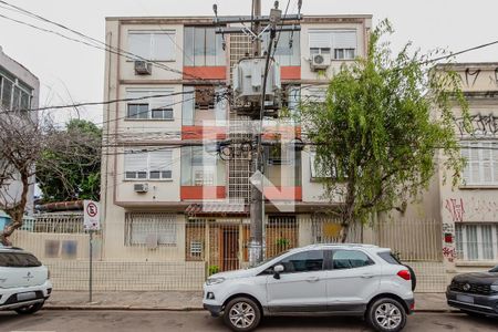 Apartamento à venda com 78m², 2 quartos e sem vaga Apartamento à venda com 78m², 2 quartos e sem vagaFachada