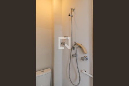 Apartamento à venda com 78m², 2 quartos e sem vaga Apartamento à venda com 78m², 2 quartos e sem vagaBanheiro de serviço