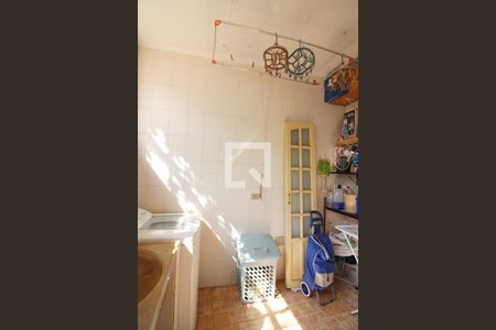 Casa à venda com 350m², 3 quartos e 2 vagasÁrea de Serviço