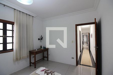 Casa à venda com 350m², 3 quartos e 2 vagasSuíte 2