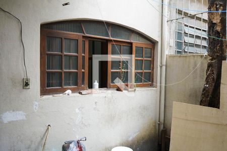 Casa à venda com 170m², 3 quartos e sem vagaÁrea de Serviço